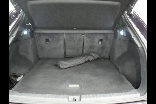 Audi Q4 e-tron 45 S Line 82 kWh 286pk Dealer O.H. | Trekhaak Af Fabriek | Panodak | Adaptive Cruise | Warmtepomp | Camera | Sonos Audio | Sportstoelen Verwarmd | Keyless | Blis | Apple Carplay | Navigatie | DAB |