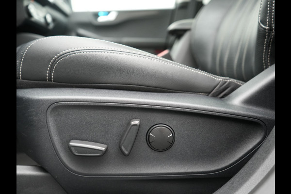 Ford Kuga 2.5 Vignale PHEV 225pk Dealer O.H. | Panodak | Head Up | Camera | Bang & Olufsen | Lederen Sportstoelen Memory & Verwarmd | Stuur Verwarmd | Keyless | Apple Carplay | Navigatie | DAB | Plug In Hybrid |