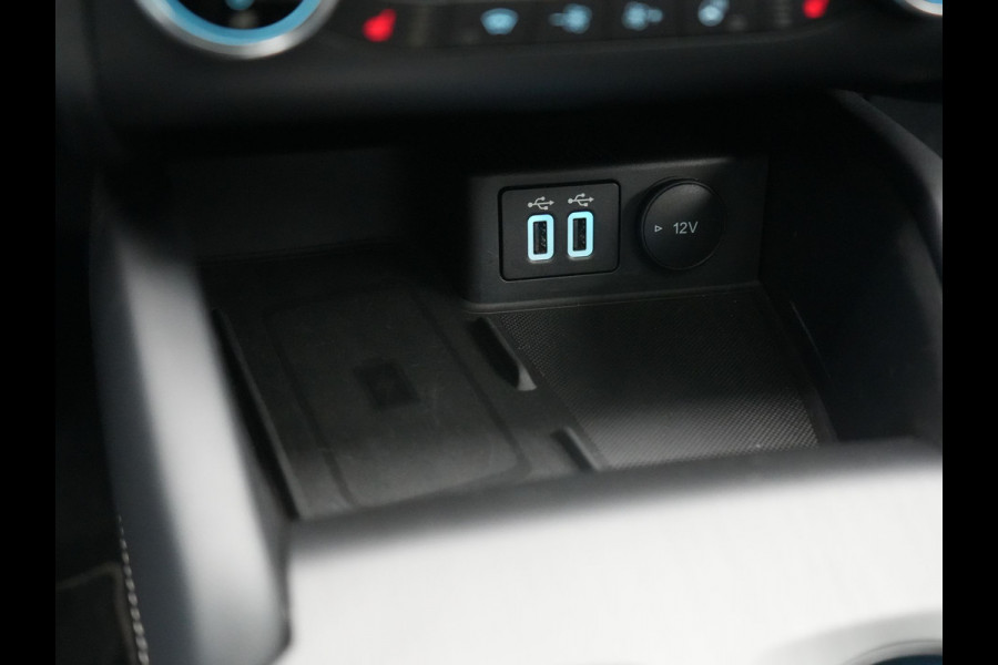 Ford Kuga 2.5 Vignale PHEV 225pk Dealer O.H. | Panodak | Head Up | Camera | Bang & Olufsen | Lederen Sportstoelen Memory & Verwarmd | Stuur Verwarmd | Keyless | Apple Carplay | Navigatie | DAB | Plug In Hybrid |