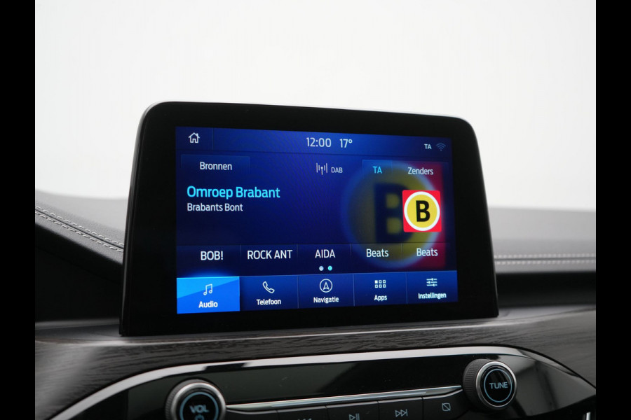 Ford Kuga 2.5 Vignale PHEV 225pk Dealer O.H. | Panodak | Head Up | Camera | Bang & Olufsen | Lederen Sportstoelen Memory & Verwarmd | Stuur Verwarmd | Keyless | Apple Carplay | Navigatie | DAB | Plug In Hybrid |