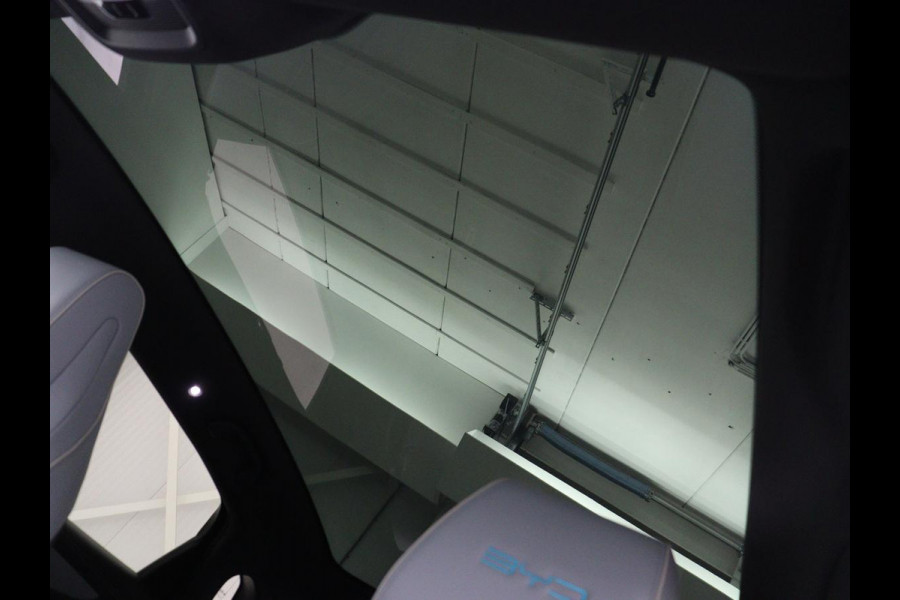 BYD Seal Design RWD 82.5 kWh | SOH 95,6% | Panoramadak | Stoelventilatie | 360 Camera | Leder | Dynaudio | Adaptive cruise | Sfeerverlichting | Elektrische stoelen | Carplay | Full LED | Origineel NL