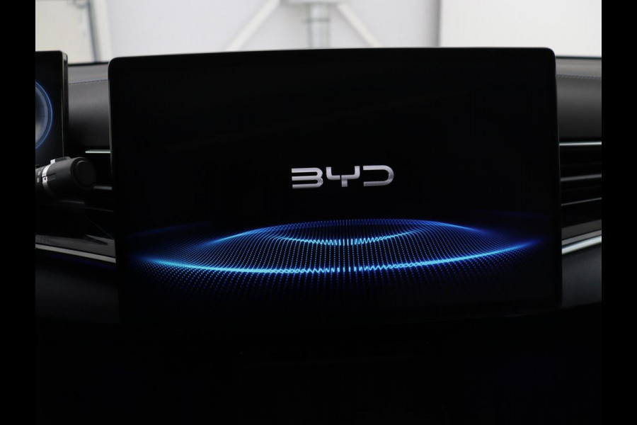 BYD Seal Design RWD 82.5 kWh | SOH 95,6% | Panoramadak | Stoelventilatie | 360 Camera | Leder | Dynaudio | Adaptive cruise | Sfeerverlichting | Elektrische stoelen | Carplay | Full LED | Origineel NL