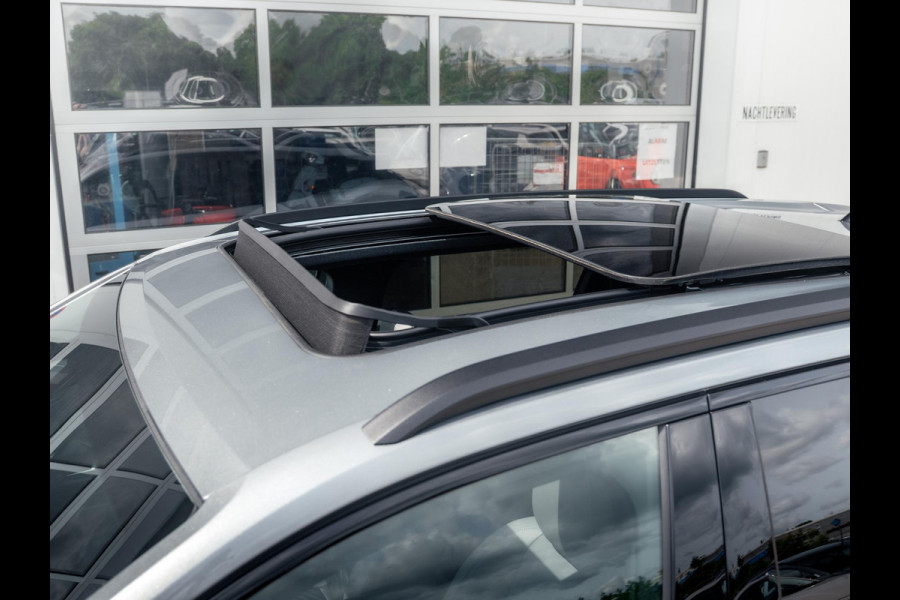 Jeep Compass 1.6 e-Hybrid Plug-In First Edition | Adapt. Cruise | Camera | Carplay | 20" | Elektr. A-Klep | Navi | Winter Pack | Schuif/Kanteldak | Premium Pack | Conv. Pack
