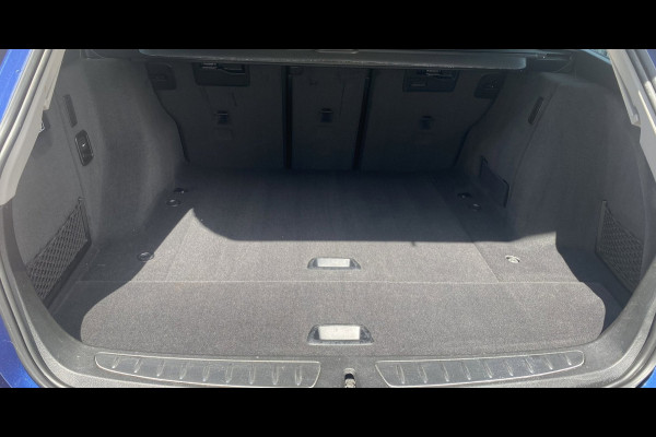 BMW 3 Serie Touring 320i Executive M-sport/ 18"/ HUD/ VCP/ Premium Audio/ Trekhaak