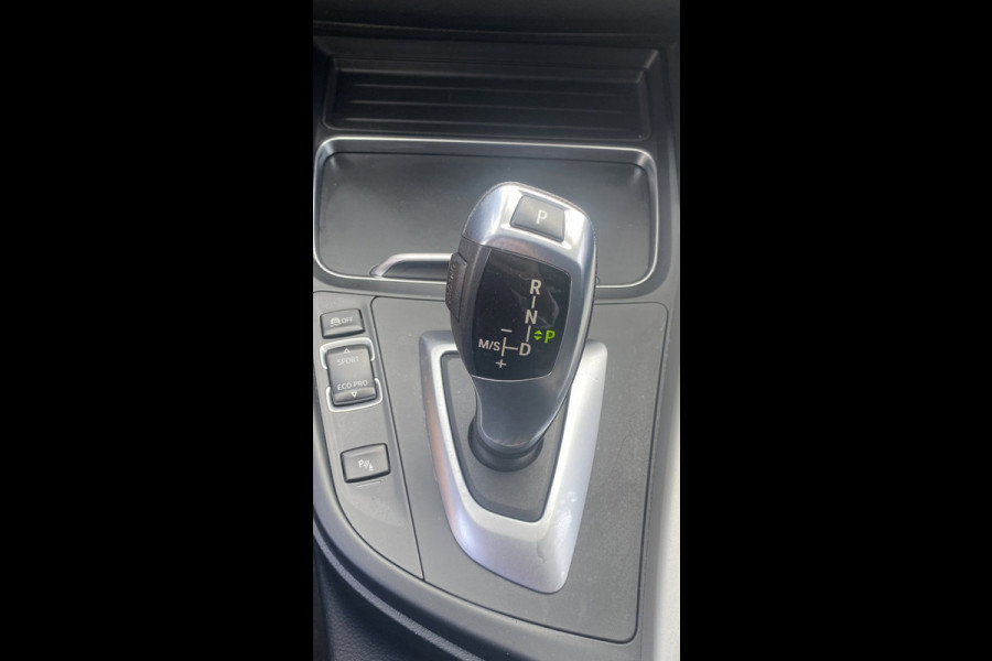 BMW 3 Serie Touring 320i Executive M-sport/ 18"/ HUD/ VCP/ Premium Audio/ Trekhaak