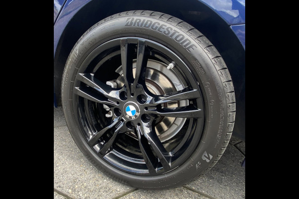 BMW 3 Serie Touring 320i Executive M-sport/ 18"/ HUD/ VCP/ Premium Audio/ Trekhaak