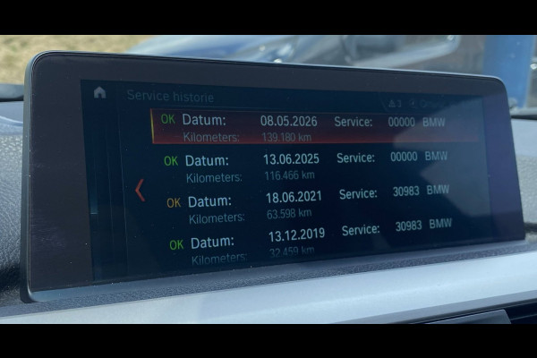 BMW 3 Serie Touring 320i Executive M-sport/ 18"/ HUD/ VCP/ Premium Audio/ Trekhaak