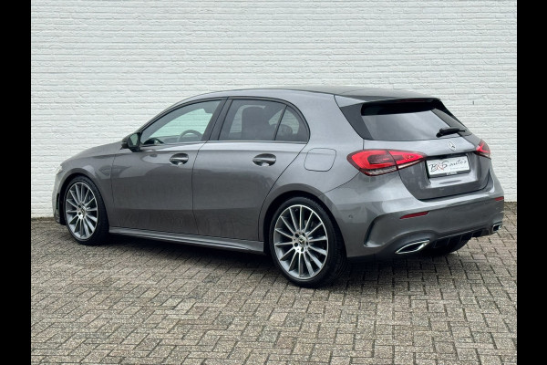 Mercedes-Benz A-Klasse 200 AMG Sfeer Camera Clima Navi Stoelverwarming 19"Multispoke velgen Sportonderstel