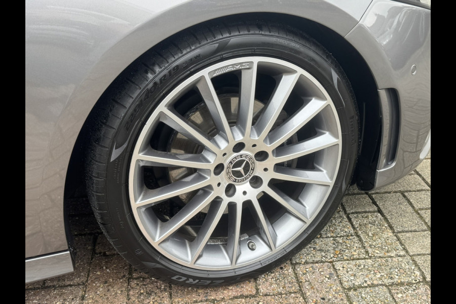Mercedes-Benz A-Klasse 200 AMG Sfeer Camera Clima Navi Stoelverwarming 19"Multispoke velgen Sportonderstel