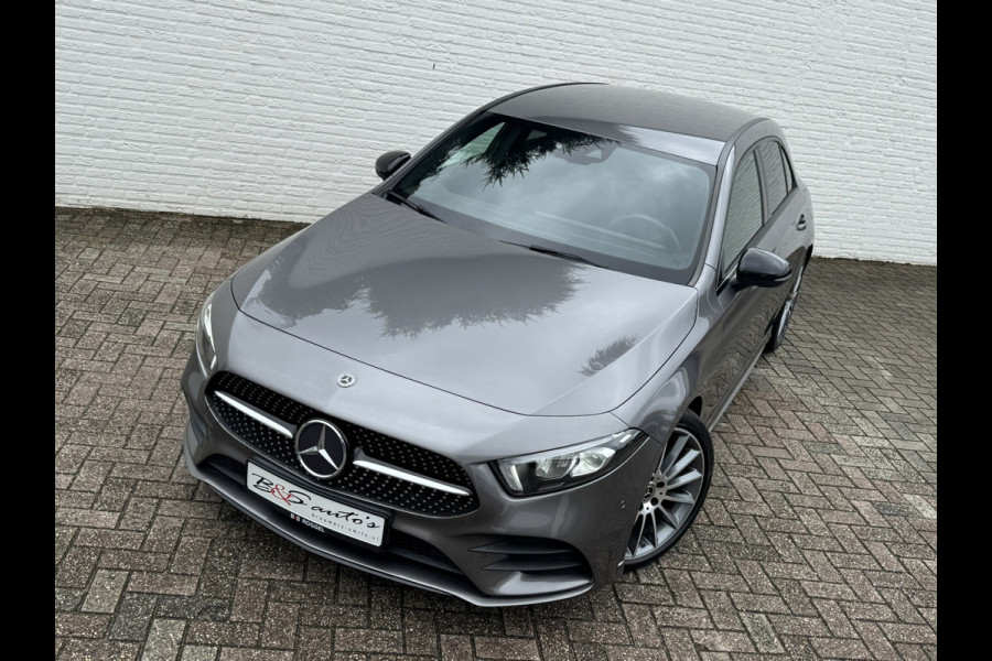 Mercedes-Benz A-Klasse 200 AMG Sfeer Camera Clima Navi Stoelverwarming 19"Multispoke velgen Sportonderstel
