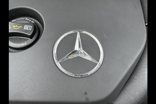 Mercedes-Benz A-Klasse 200 AMG Sfeer Camera Clima Navi Stoelverwarming 19"Multispoke velgen Sportonderstel