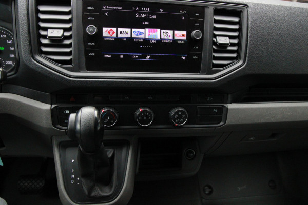 Volkswagen Crafter 30 2.0 TDI L3H3 Highline Automaat / Trekhaak / Camera / App connect