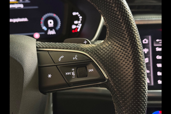Audi Q3 Sportback 45 TFSI e S Edition | Carplay | Parkeersensoren | S Line | Keyless | Cruise Control