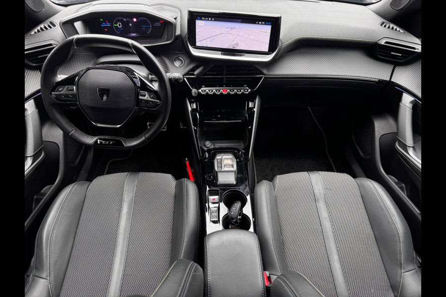 Peugeot e-2008 EV GT 54 kWh | NL-Auto | Camera | Navigatie | Virtual Cockpit | LED-Verlichting | 1e Eigenaar