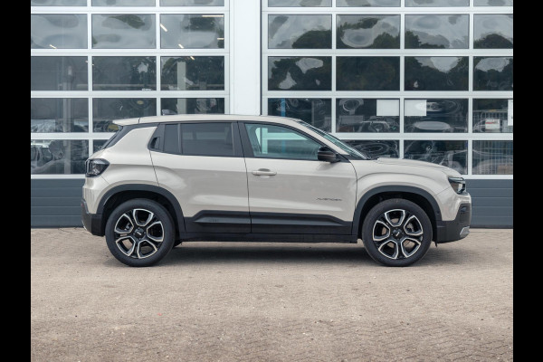 Jeep Avenger 1.2 e-Hybrid Summit | Infotainment&Convenience Pack