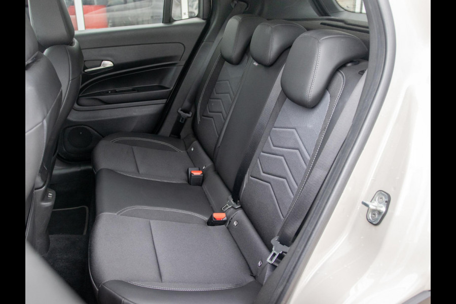 Jeep Avenger 1.2 e-Hybrid Summit | Infotainment&Convenience Pack