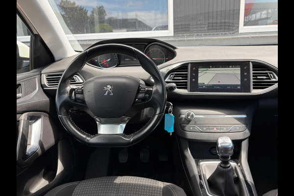 Peugeot 308 1.2 PureTech Blue Lease Executive / Pano / Parelmoerwit