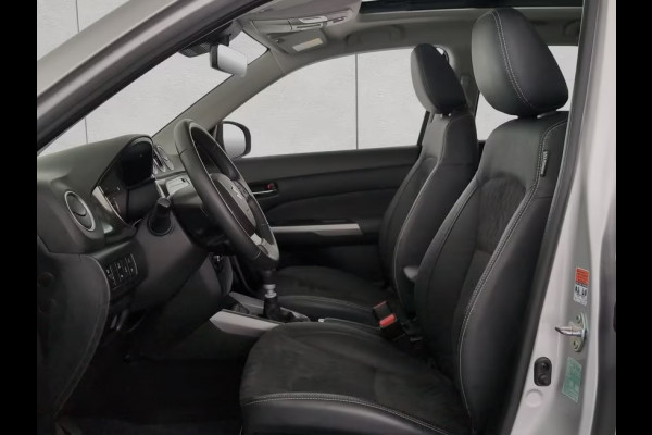 Suzuki Vitara 1.4 Boosterjet Style Smart Hybrid 130pk/95kW 6-bak | Pano |