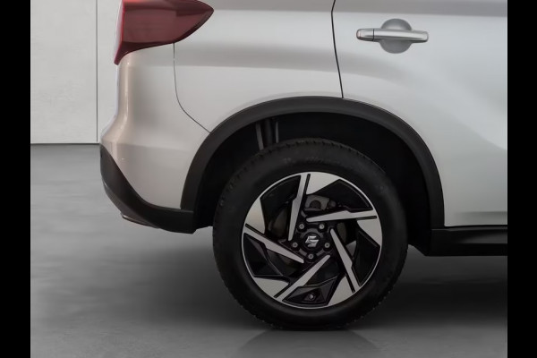 Suzuki Vitara 1.4 Boosterjet Style Smart Hybrid 130pk/95kW 6-bak | Pano |