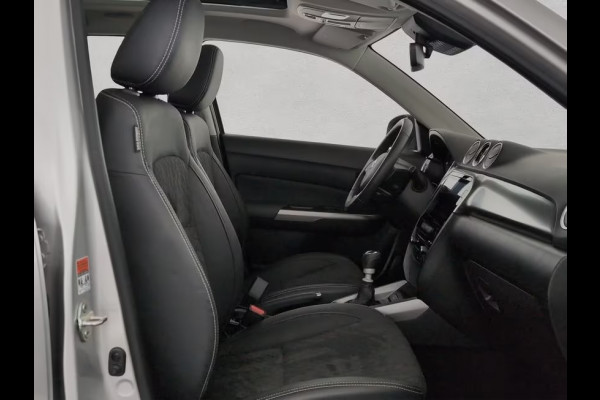 Suzuki Vitara 1.4 Boosterjet Style Smart Hybrid 130pk/95kW 6-bak | Pano |