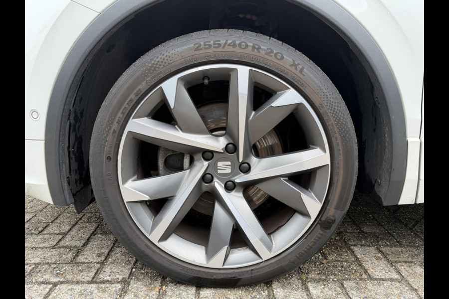 Seat Tarraco 1.4 TSI e-Hybrid PHEV FR Business Intense 20"/Panoramadak/Leder + memory/360 camera/Keyless/Dodehoek/Elektrische klep/Stuur + stoelverwarming v+a
