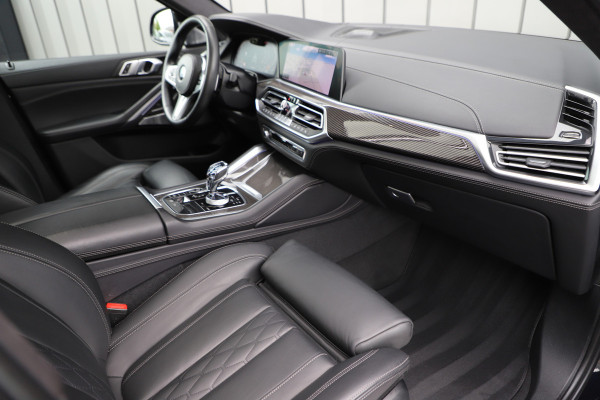 BMW X6 xDrive40i High Executive | 340PK | Head-up | Carbon | Bowers&Wilkins | Adapt. onderstel | Massage | Keyless-go | Pano | Trekhaak