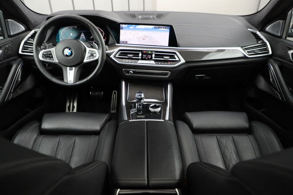 BMW X6 xDrive40i High Executive | 340PK | Head-up | Carbon | Bowers&Wilkins | Adapt. onderstel | Massage | Keyless-go | Pano | Trekhaak