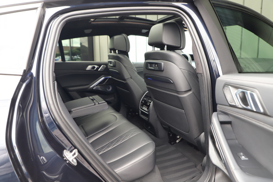 BMW X6 xDrive40i High Executive | 340PK | Head-up | Carbon | Bowers&Wilkins | Adapt. onderstel | Massage | Keyless-go | Pano | Trekhaak