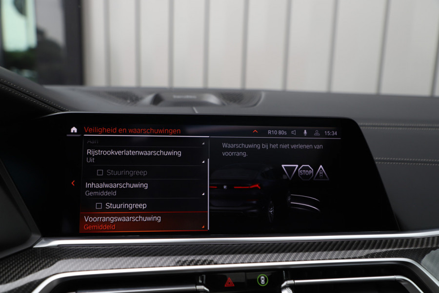 BMW X6 xDrive40i High Executive | 340PK | Head-up | Carbon | Bowers&Wilkins | Adapt. onderstel | Massage | Keyless-go | Pano | Trekhaak