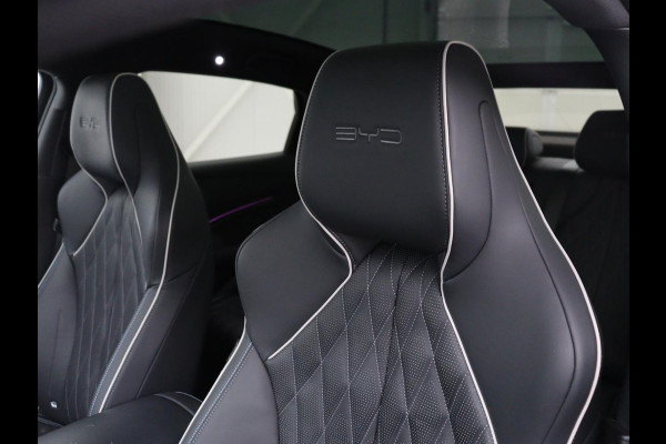 BYD Seal Design RWD 82.5 kW | SOH 95,9% | Panoramadak | Stoelventilatie | 360 Camera | Leder | Dynaudio | Adaptive cruise | Sfeerverlichting | Elektrische stoelen | Carplay | Full LED | Origineel NL