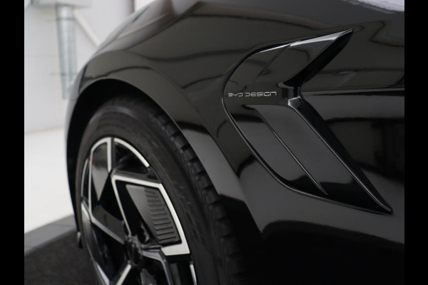 BYD Seal Design RWD 82.5 kW | SOH 95,9% | Panoramadak | Stoelventilatie | 360 Camera | Leder | Dynaudio | Adaptive cruise | Sfeerverlichting | Elektrische stoelen | Carplay | Full LED | Origineel NL
