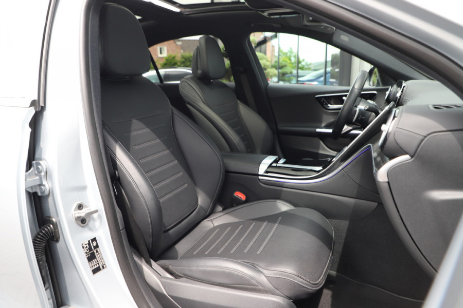 Mercedes-Benz C-Klasse 300e AMG | 313PK | Pano | Head-up | Keyless-go | Memory | Leder | Digital-light | Stoelverw. | Sfeerverlichting | 2022.
