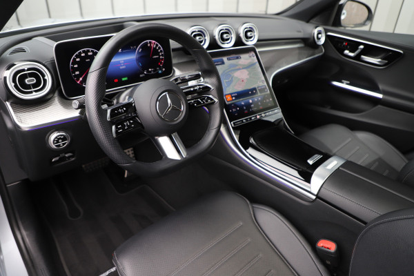 Mercedes-Benz C-Klasse 300e AMG | 313PK | Pano | Head-up | Keyless-go | Memory | Leder | Digital-light | Stoelverw. | Sfeerverlichting | 2022.