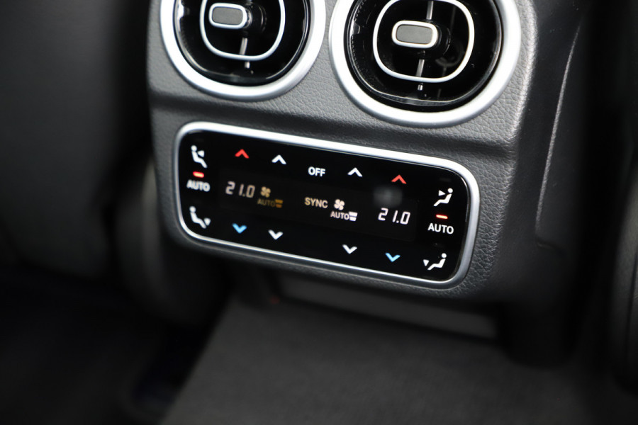 Mercedes-Benz C-Klasse 300e AMG | 313PK | Pano | Head-up | Keyless-go | Memory | Leder | Digital-light | Stoelverw. | Sfeerverlichting | 2022.