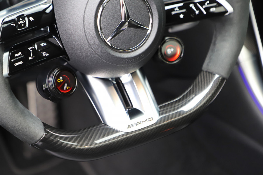 Mercedes-Benz C-Klasse AMG 63 S E Performance | 680PK | Head-up | Schaalstoelen | Carbon | Burmester | Sfeerverlichting | Track-pace | Stoelkoeling | 2