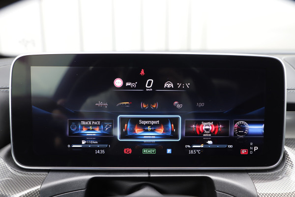 Mercedes-Benz C-Klasse AMG 63 S E Performance | 680PK | Head-up | Schaalstoelen | Carbon | Burmester | Sfeerverlichting | Track-pace | Stoelkoeling | 2