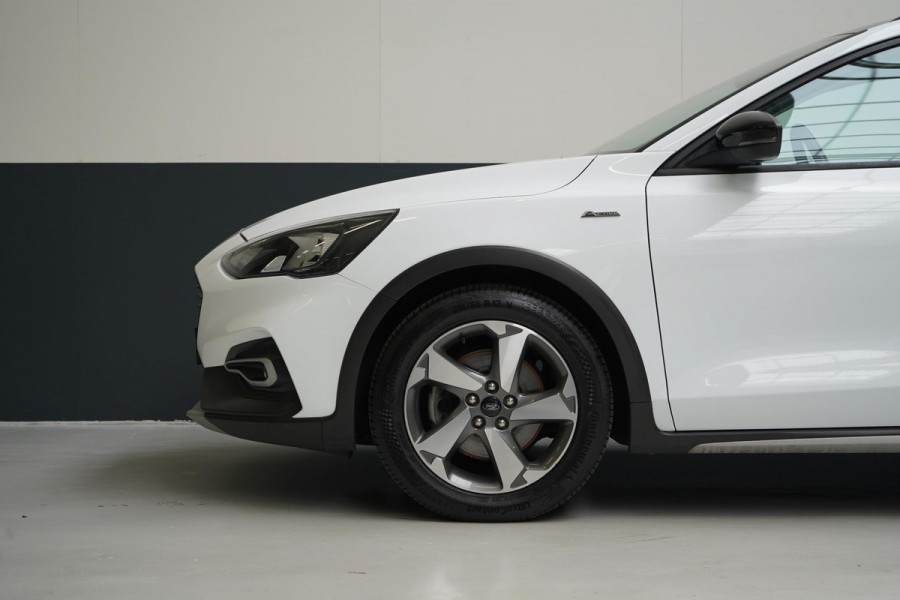 Ford FOCUS Wagon 1.0 EcoBoost 125pk Hybrid Active Business | Trekhaak | Carplay | B&O Sound | Camera | Zwart dak