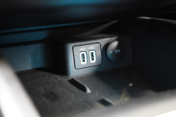 Ford FOCUS Wagon 1.0 EcoBoost 125pk Hybrid Active Business | Trekhaak | Carplay | B&O Sound | Camera | Zwart dak
