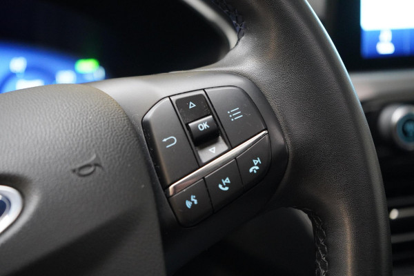 Ford Kuga 2.5 PHEV Titanium | SoH 96% | Panoramadak | Carplay | Stoelverwarming | Keyless | Lm velgen