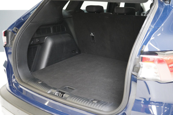 Ford Kuga 2.5 PHEV Titanium | SoH 96% | Panoramadak | Carplay | Stoelverwarming | Keyless | Lm velgen