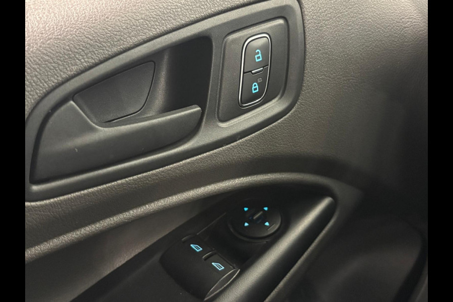 Ford Transit Connect 1.5 EcoBlue L1 Automaat Trend Navigatie Airco Cruise Control Camera Trekhaak