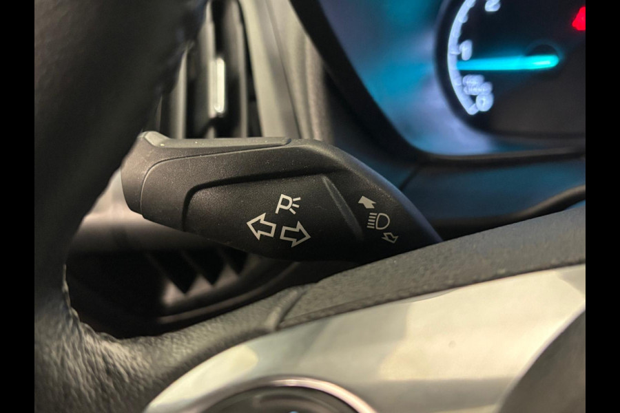 Ford Transit Connect 1.5 EcoBlue L1 Automaat Trend Navigatie Airco Cruise Control Camera Trekhaak