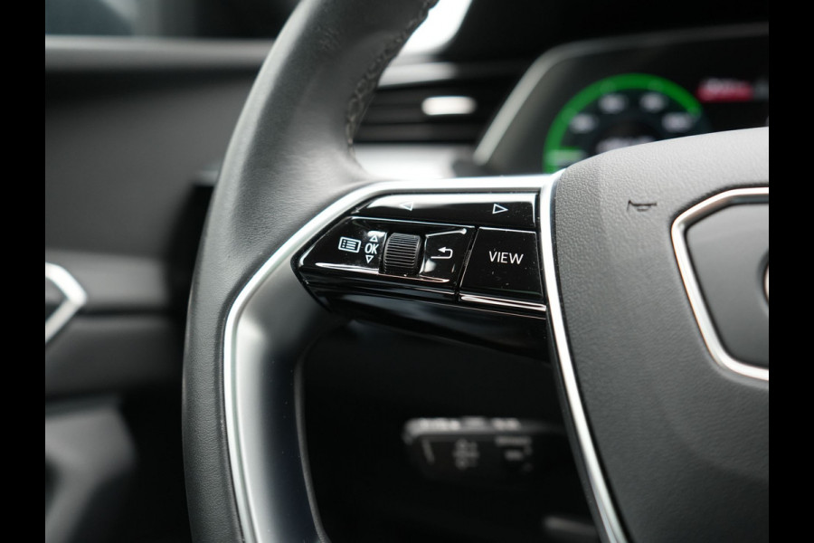 Audi Q8 e-tron 55 Quattro S Edition 114 kWh 408pk Dealer O.H. | Panodak | Luchtvering | Adaptive Cruise | Head Up | Bang & Olufsen | 360 Camera | Lederen Sportstoelen Verwarmd | Matrix LED | Keyless | Apple Carplay | Navigatie | DAB |