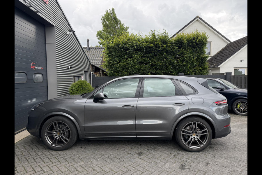 Porsche Cayenne 3.0 E-Hybrid Sport Chrono | 360* Camera | Luchtvering | Bose | Stoelventilatie/Verwarming | Elektrische Achterklep |