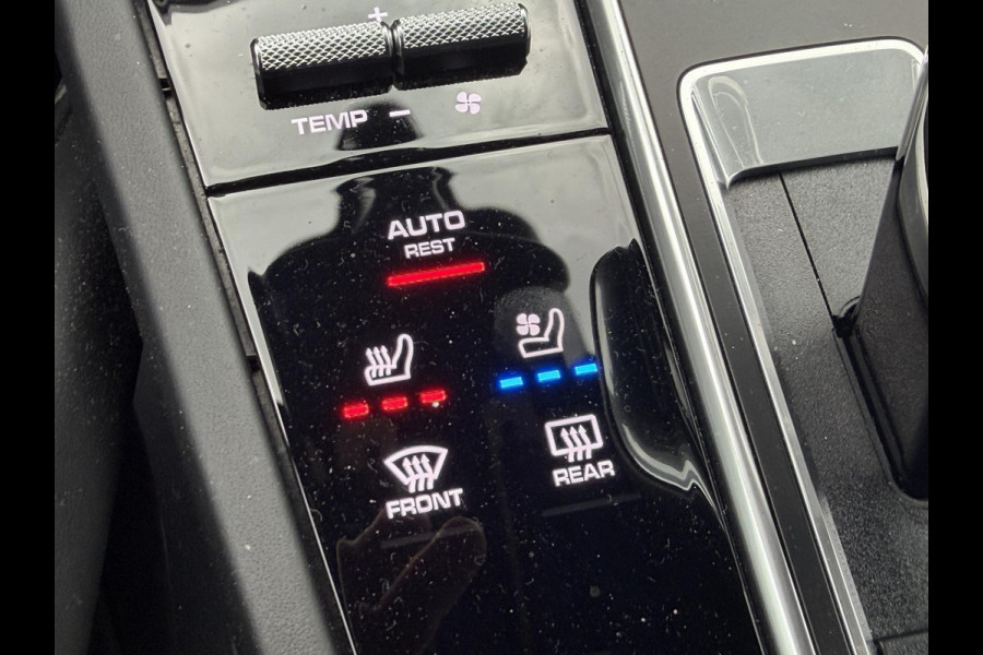 Porsche Cayenne 3.0 E-Hybrid Sport Chrono | 360* Camera | Luchtvering | Bose | Stoelventilatie/Verwarming | Elektrische Achterklep |
