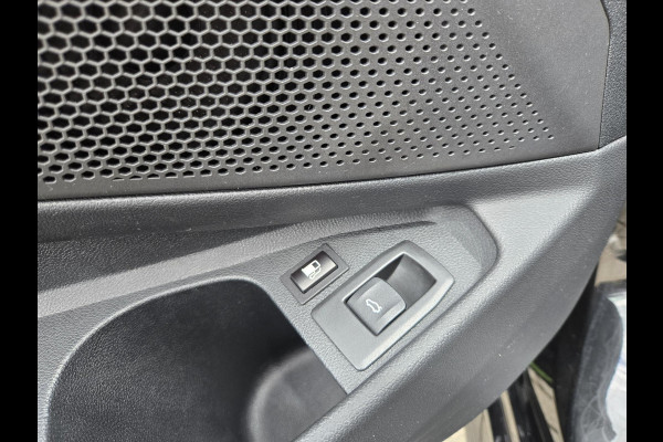 BMW 3 Serie Touring 320e Business Edition Plus NL-AUTO | LEDER | M-PAKKET| SOH 98%|