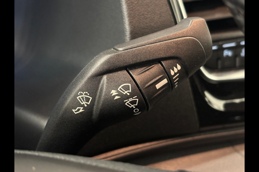 Ford Transit Custom 320 2.0 TDCI L2H1 Sport 170PK Airco Adaptive Cruise control Bluetooth Navigatie Trekhaak