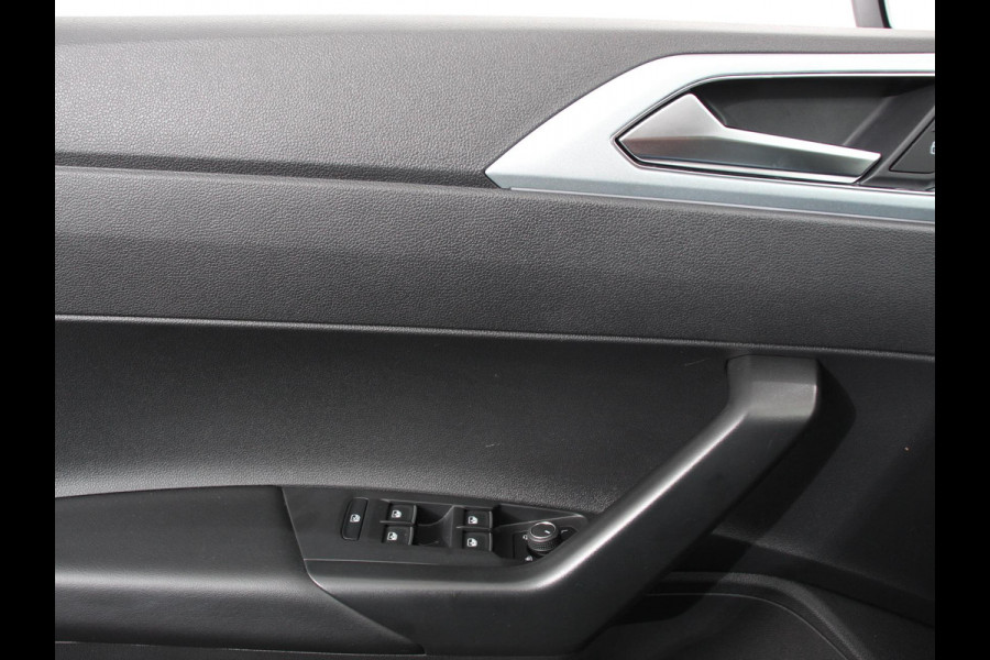 Volkswagen Polo 1.0 TSI DSG Goal Automaat DEMO ! Navigatie Apple Carplay/Android Auto Parkeersensoren Adaptive Cruise Control Stoelverwarming Matrix LED koplampen Climate Control