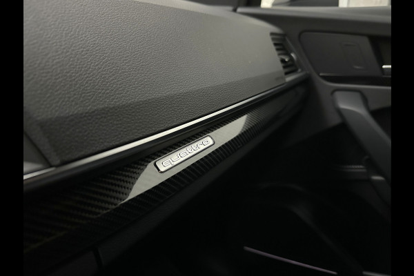Audi Q5 50 TFSI e 300PK | Luchtvering | B&O Sound | Leder | Carbon | Sportstoelen | Carplay | 11-2022 | Zwarte Hemel | Standkachel | Stoelverwarming | 3-Zone Clima | Black-Optic | Zonwering | Virtual Cockpit | LED | Autom. Achterklep | Bovag Garantie |