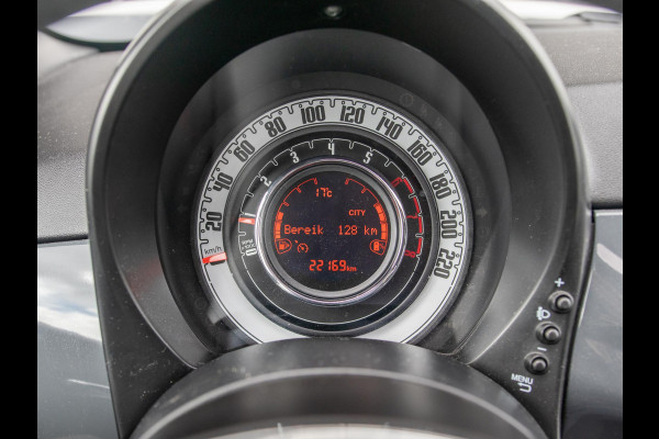 Fiat 500 Hybrid Dolcevita | Airco | Cruise | 15" | Schuif/Kanteldak | PDC | Apple Carplay